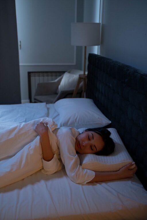 How to Choose the Right Pillow for Better Sleep